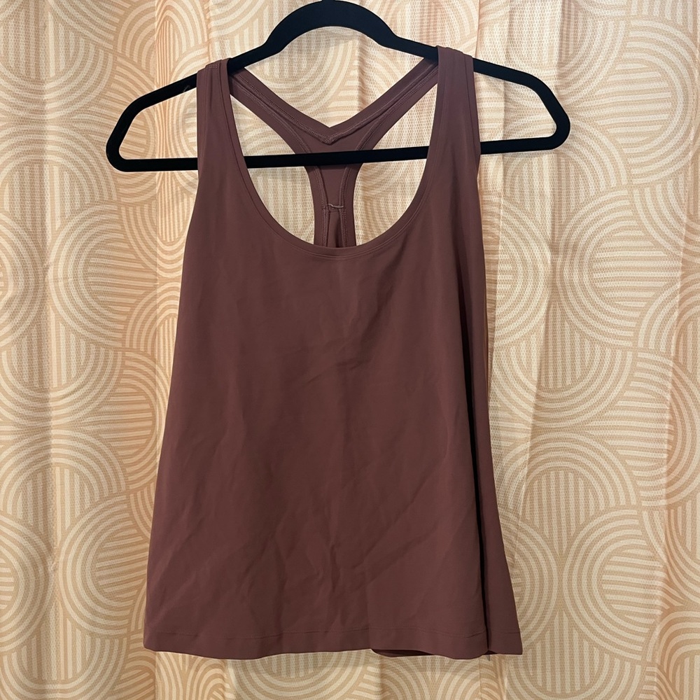 Lululemon Nulu tank